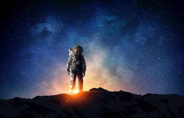 Astronot ve görevini. Karışık teknik