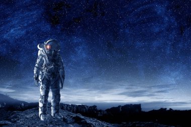 Astronot ve görevini. Karışık teknik