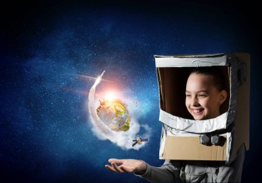 Uzay inceleyeceksiniz. Karışık teknik