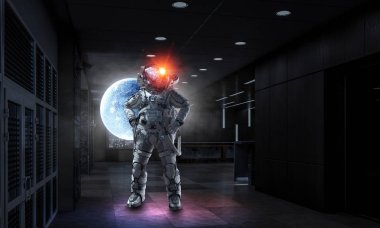 Astronot ve görevini. Karışık teknik