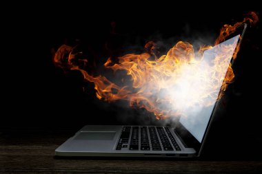 Dizüstü sorunu veya sonu. Karışık teknik