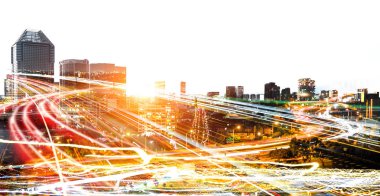 Büyük şehir asla uyumaz