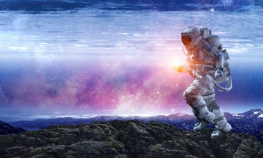 Spaceman ip üzerinde çalıştırın. Karışık teknik