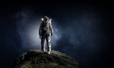 Astronot ve görevini. Karışık teknik