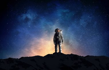 Astronot ve görevini. Karışık teknik