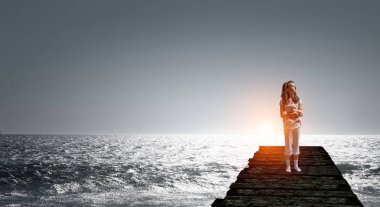 Kayıp ve yalnız hissediyorum. Karışık teknik