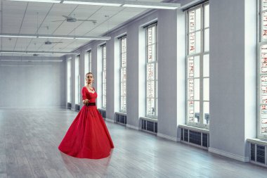 Dans tutkusu var. Karışık teknik