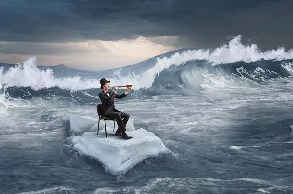 Surfing havet på isflak. Mixed media — Stockfoto