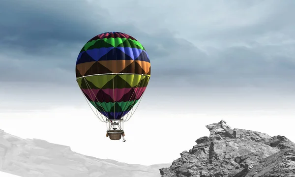 Ballon aérien dans le ciel bleu. Techniques mixtes — Photo