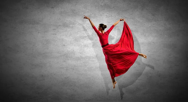 La danza è la sua passione — Foto Stock