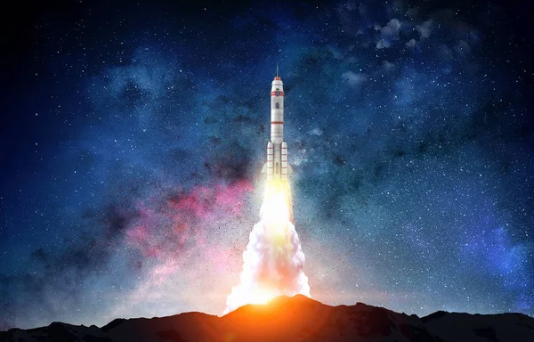Rocket space ship . Mixed media — Stock Photo, Image