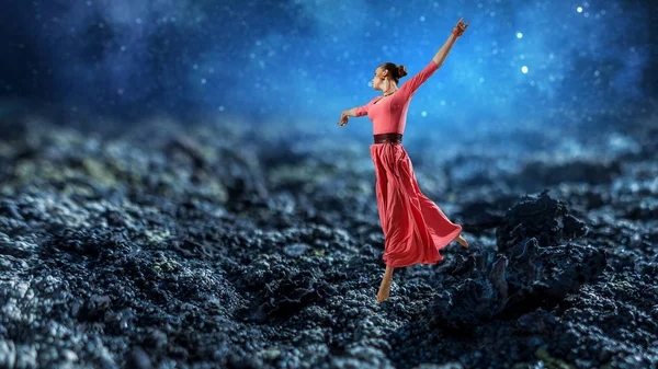 Dance is her passion — Stock Photo, Image