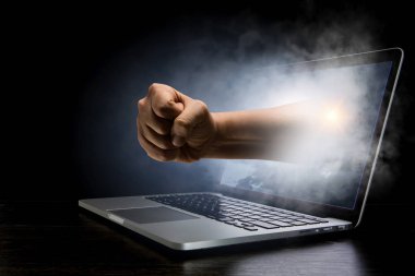 Internet güvenlik anlayışı. Karışık teknik