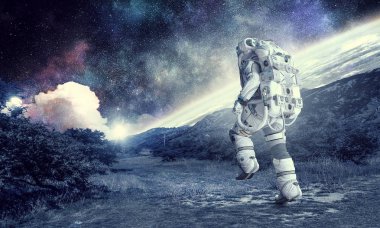 Spaceman ip üzerinde çalıştırın. Karışık teknik