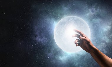 Benzersiz dokunmadan. Karışık teknik