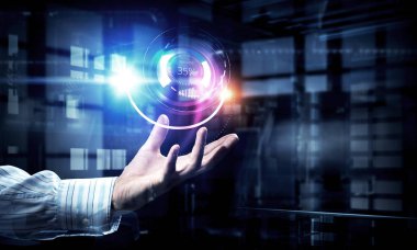 Yeni teknolojilerin sunulması. Karışık teknik