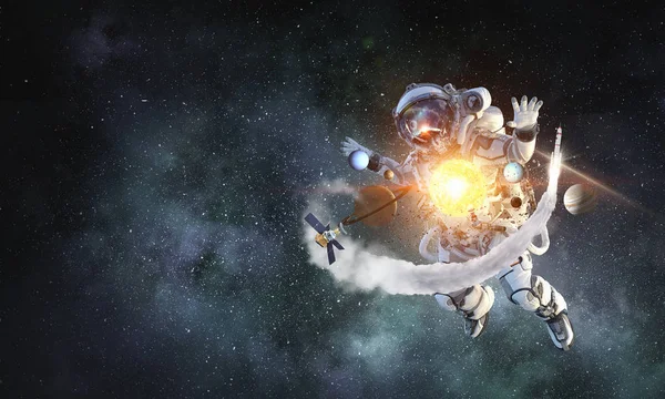 Astronot uzay görevi üzerinde. Karışık teknik — Stok fotoğraf