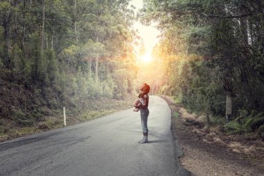 Kayıp ve yalnız hissediyorum. Karışık teknik