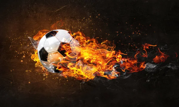 Pallone da calcio sul fuoco — Foto Stock