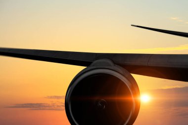 Uçak türbin ile kapatın. Karışık teknik