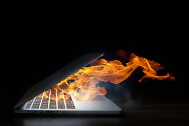 Dizüstü sorunu veya sonu. Karışık teknik