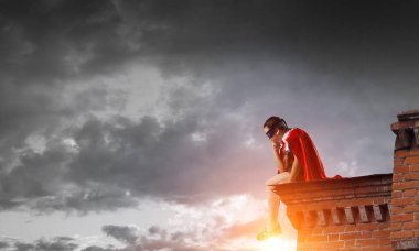 Küçük süper kahraman. Karışık teknik