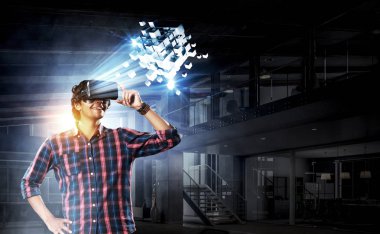 Sanal teknoloji dünya yaşıyor. Karışık teknik