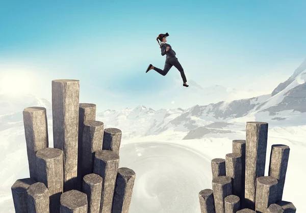 Sanal gerçeklik hissediyorum. Karışık teknik