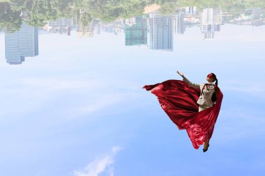 Gökyüzünde süper kadın