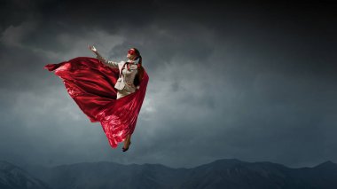 Gökyüzünde süper kadın