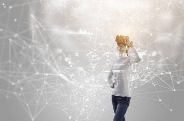 Sanal teknoloji dünya yaşıyor. Karışık teknik