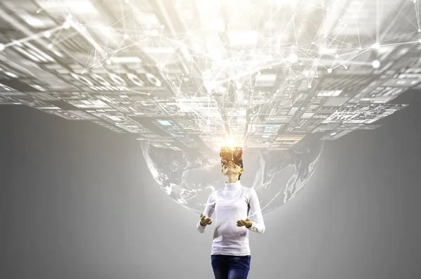 Experiencing virtual technology world. Mixed media — Stock Photo, Image