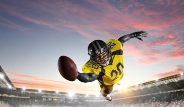 Merkezi oyuncu topu elinde. Karışık teknik