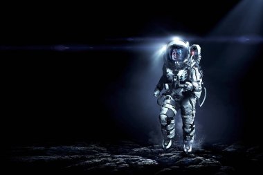 Hızlı çalışan uzay adamı. Karışık teknik