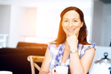 Güzel kadın kapalı portre Anasayfa