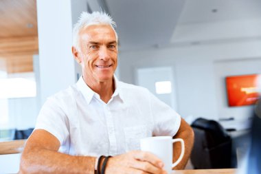 Yakışıklı bir üst düzey adam kapalı portresi