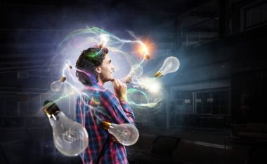 Dalgın hipster adam. Karışık teknik