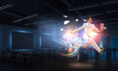 Onun büyük bir başarı. Karışık teknik