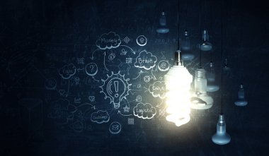 Karanlığın içinde parlak fikir