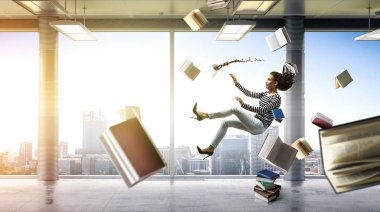 Ne zaman okuma, dış görev alır. Karışık teknik