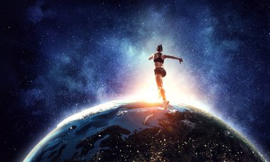 Koşmak sporcumuz yarışı. Karışık teknik