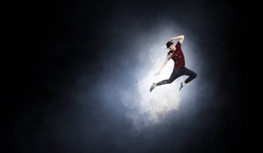 Onun dünya danstır. Karışık teknik