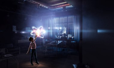 Bütün dünya elinde. Karışık teknik