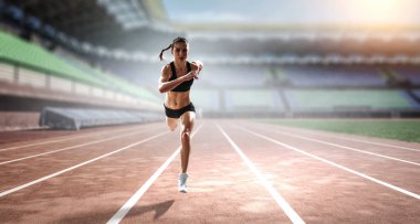 Sporcumuz çalışan yarış. Karışık teknik