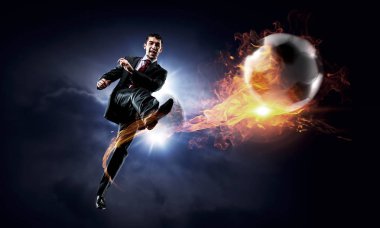 O lider ve ileri oyuncu.