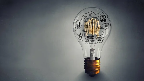 Glödande Glödlampa Som Symbol För Framgång Idé — Stockfoto