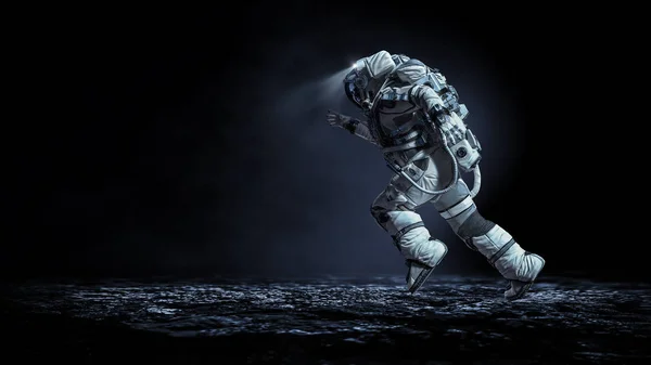 Hombre del espacio corriendo rápido. Medios mixtos — Foto de Stock