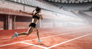 Sporcumuz çalışan yarış. Karışık teknik
