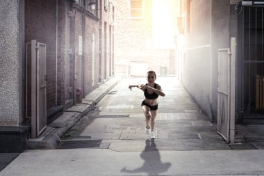 Sporcumuz çalışan yarış. Karışık teknik