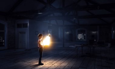 O parlak fikrim var. Karışık teknik